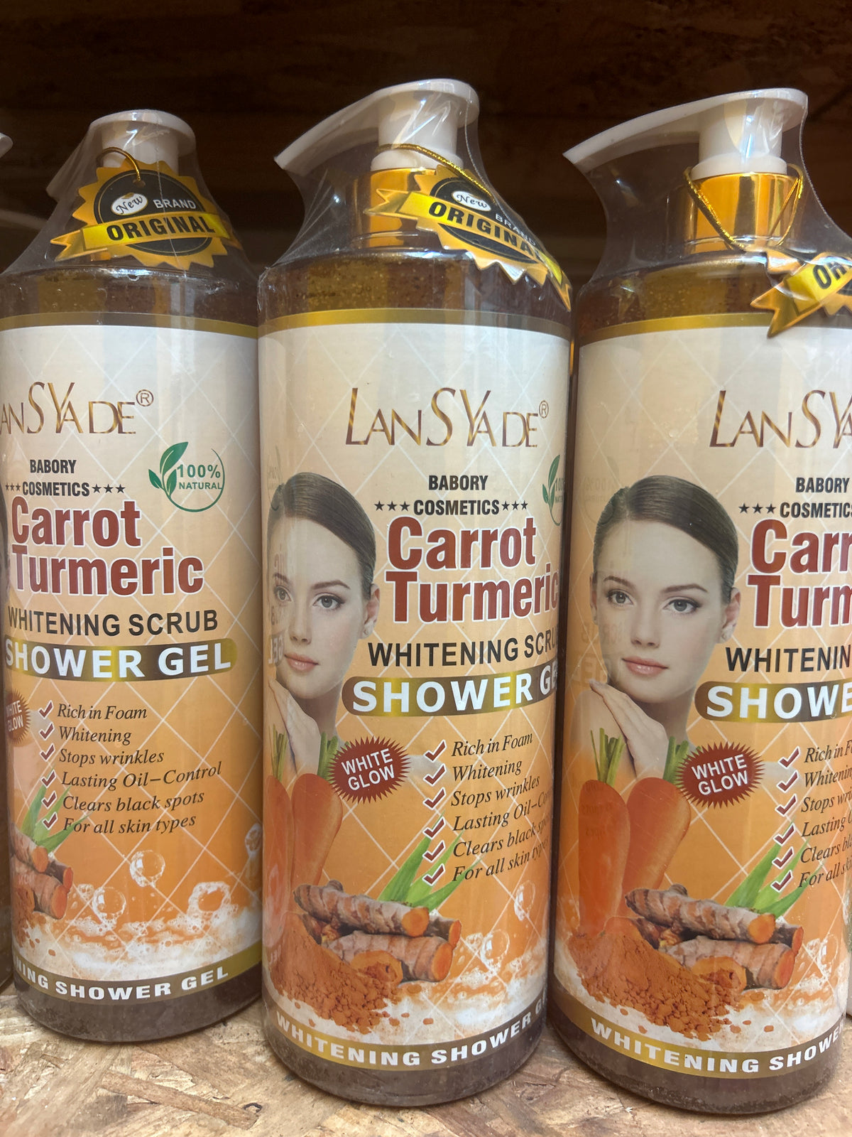 Carrot Turmeric Whitening Scrub Shower Gel, 1000ml