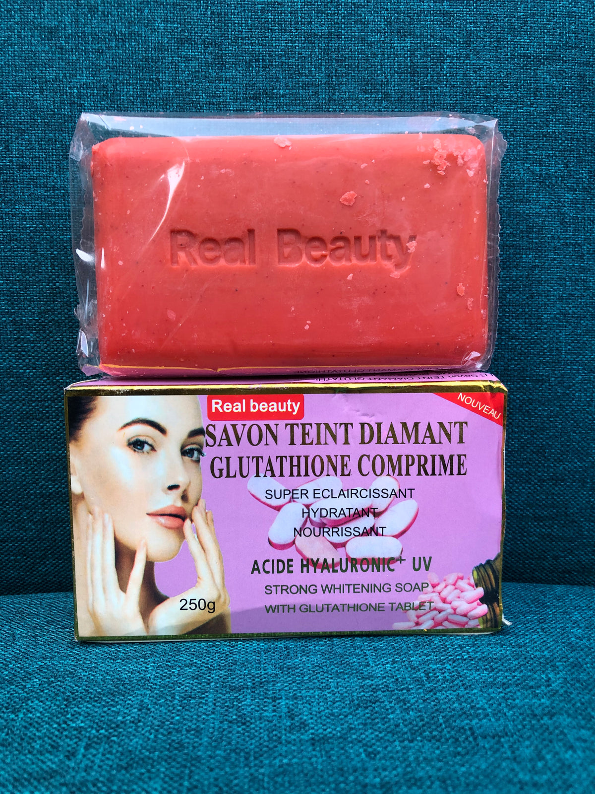 Real Beauty Savon Teint Diamant Glutathione Comprime Soap 250 with Glutathione Tablets - Afro Body Glow