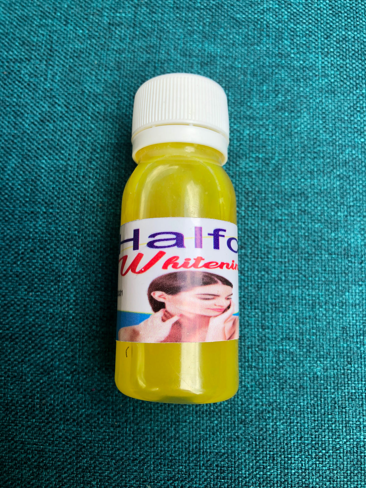 Halfcast whitening oil